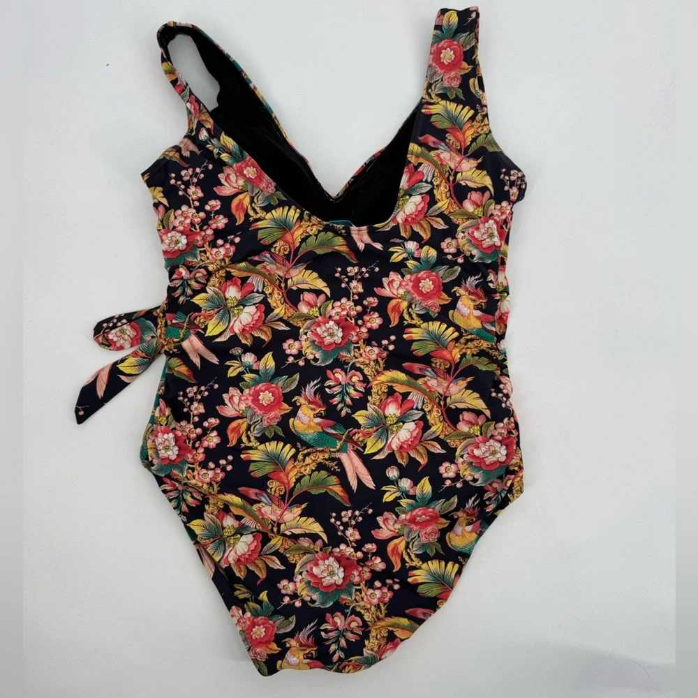 Sundance Radiant Swimsuit One Piece‎ Wrap Tropical Floral Print Size L